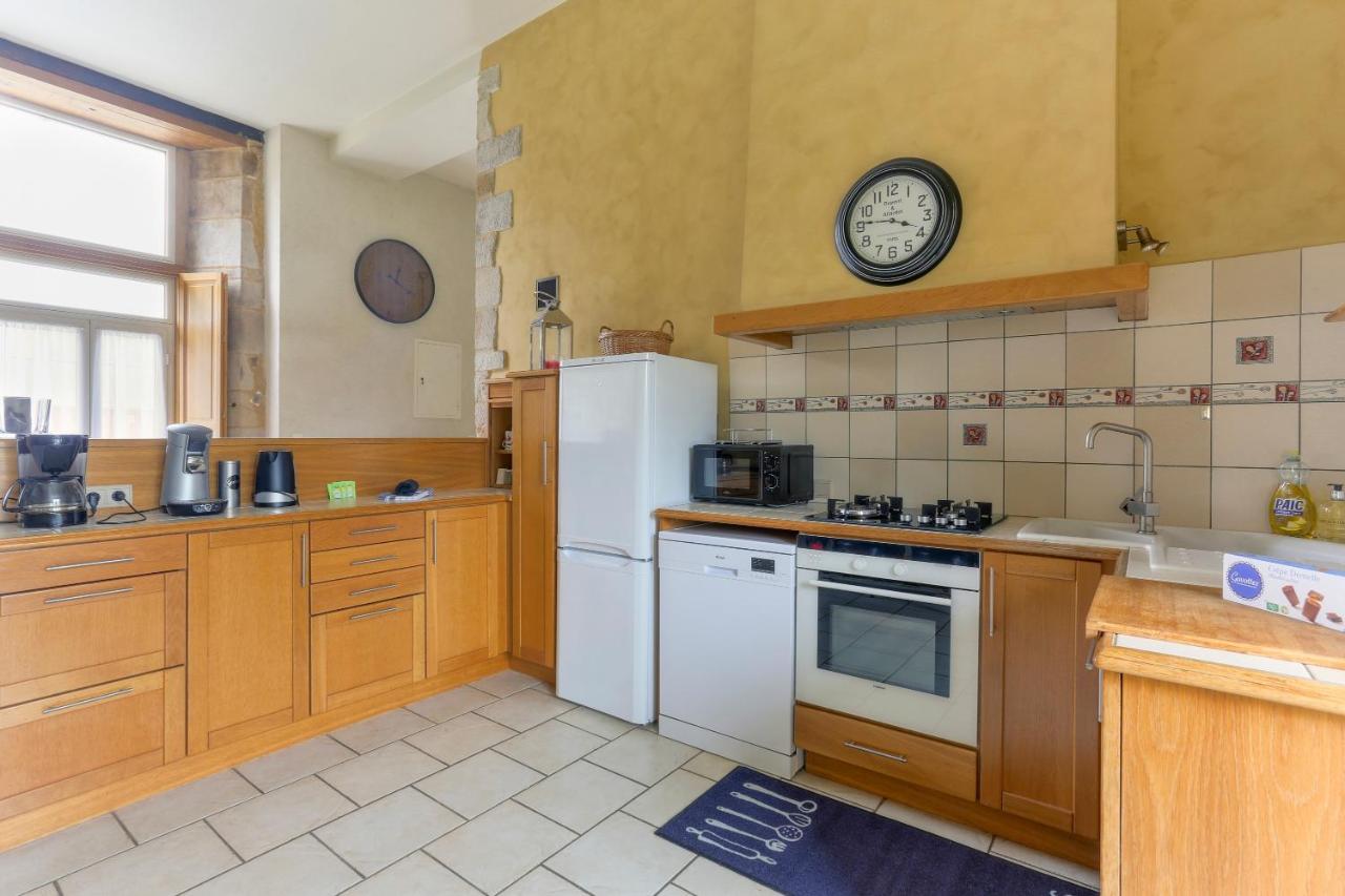 Tour Des Alleux - Maison De Maitre Pour 6 Taden エクステリア 写真