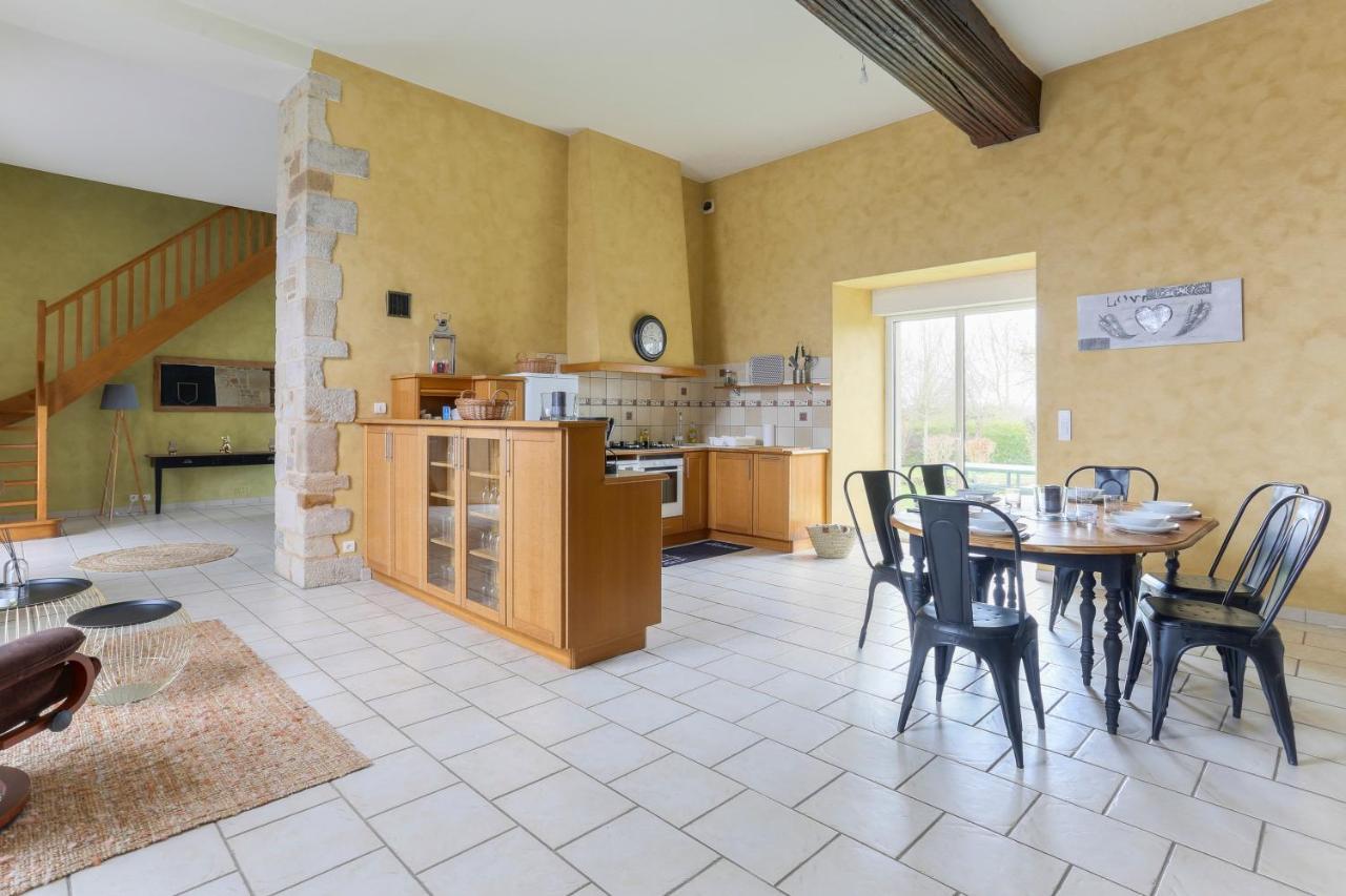 Tour Des Alleux - Maison De Maitre Pour 6 Taden エクステリア 写真