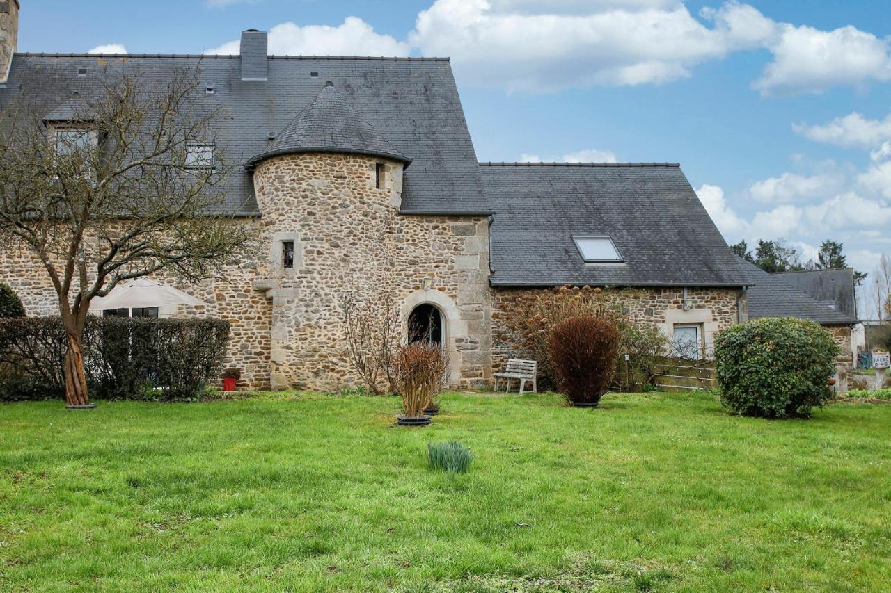 Tour Des Alleux - Maison De Maitre Pour 6 Taden エクステリア 写真