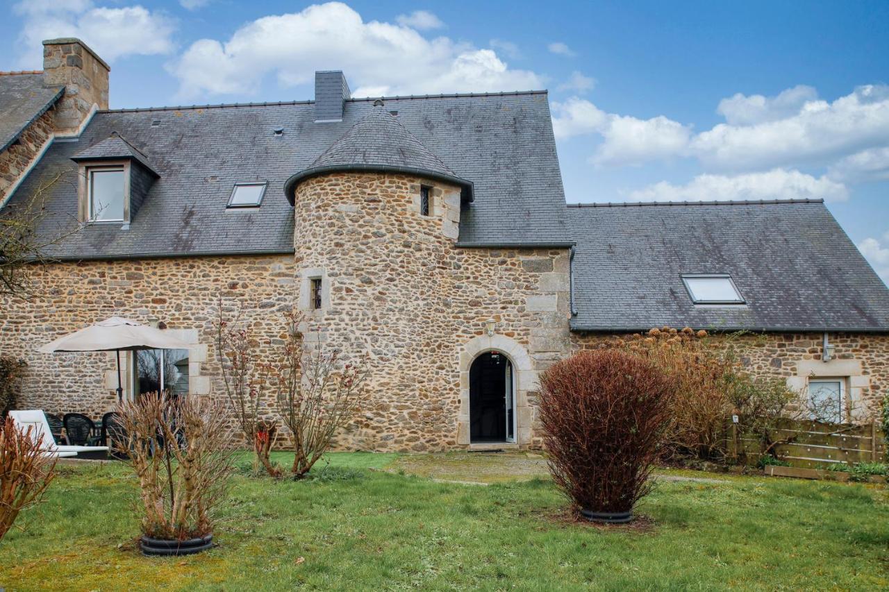 Tour Des Alleux - Maison De Maitre Pour 6 Taden エクステリア 写真